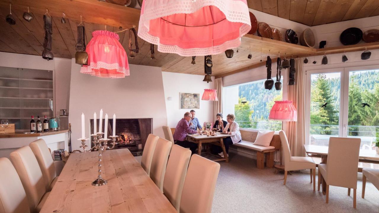 Hotel Haus Am Waldrand Flims Exterior photo